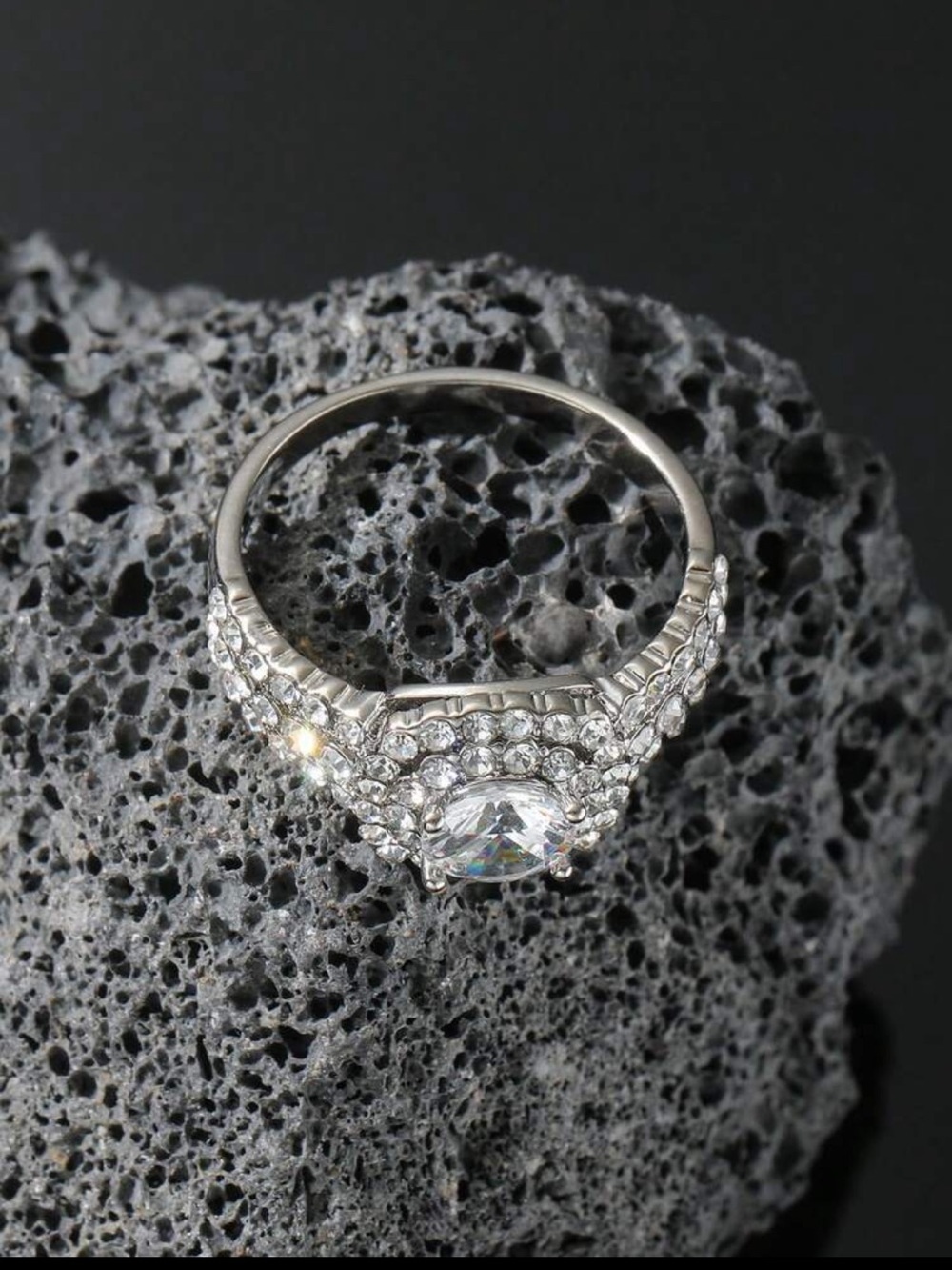 Silver ring - Picture 3 of 3